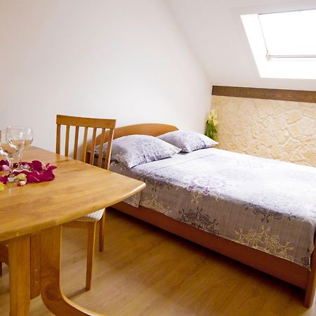 Apartments Rina Сплит Екстериор снимка